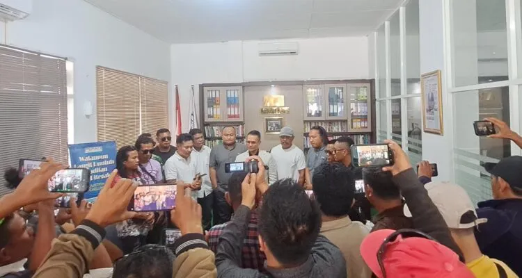 3072ce81-5a8f-432d-8364-00b1fda388e9